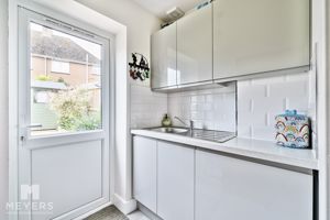 Photo 17- click for photo gallery